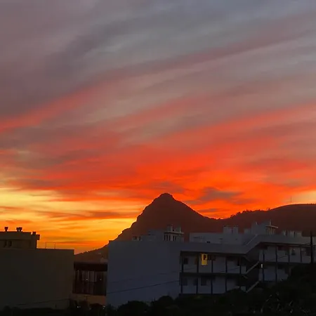 Kary * Arona (Tenerife)